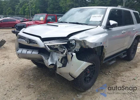 2021 Toyota 4Runner Trd Off Road Premium from USA, damaged, VIN JTERU5JR0M5953060